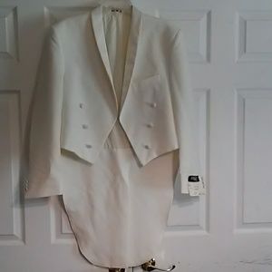 NWT Tails Tuxedo Coat
